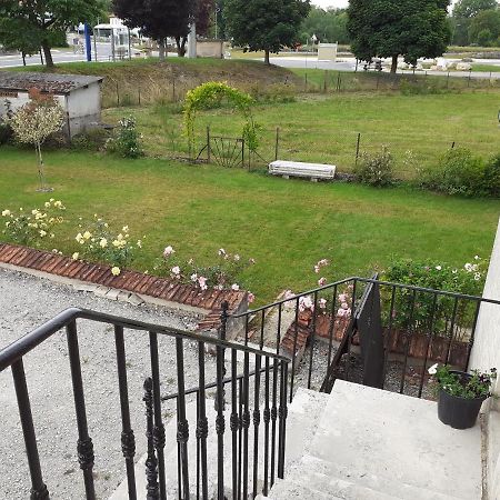 Bed and Breakfast La Maison De Caro Houdelaincourt Exterior foto