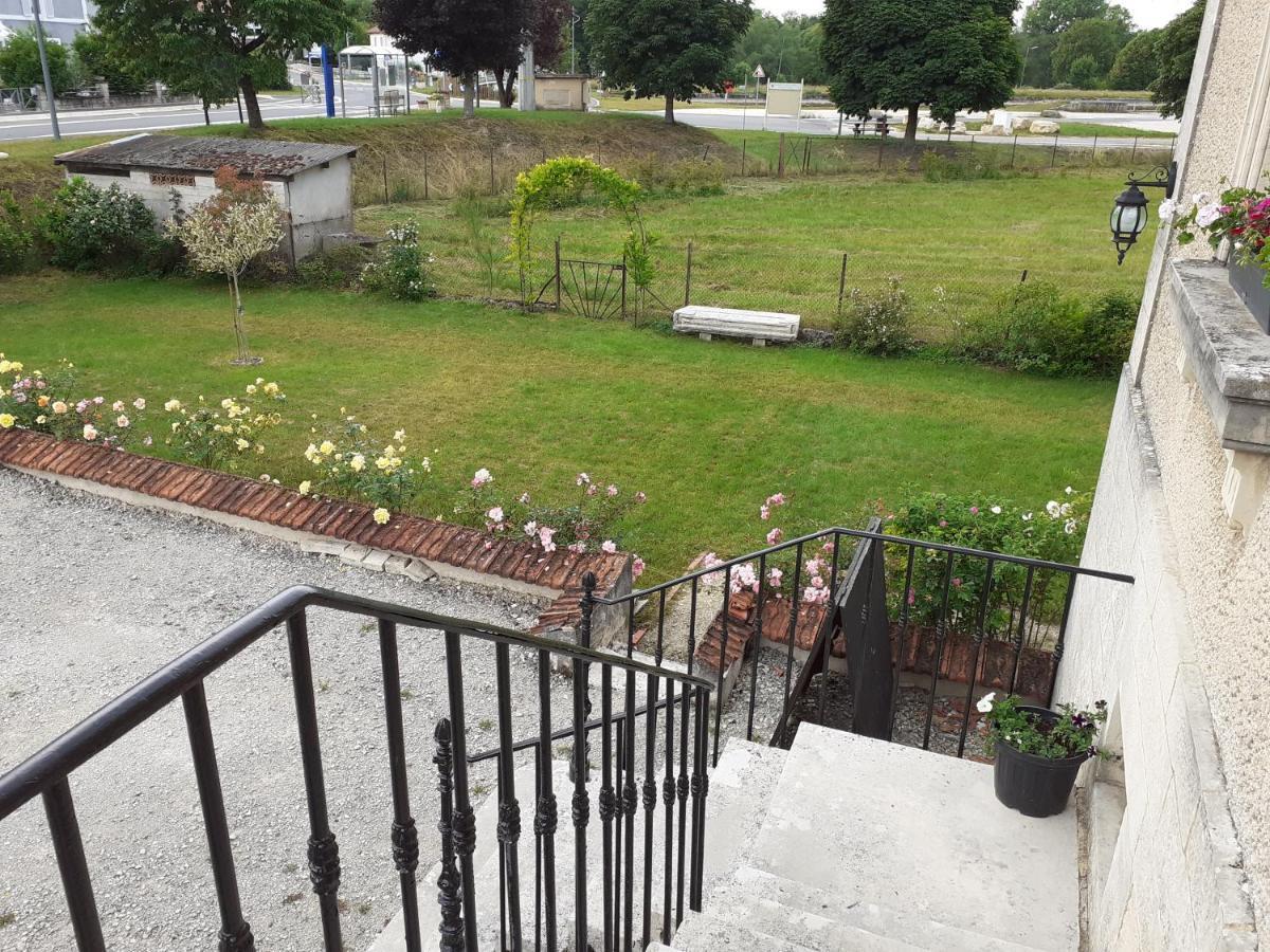 Bed and Breakfast La Maison De Caro Houdelaincourt Exterior foto